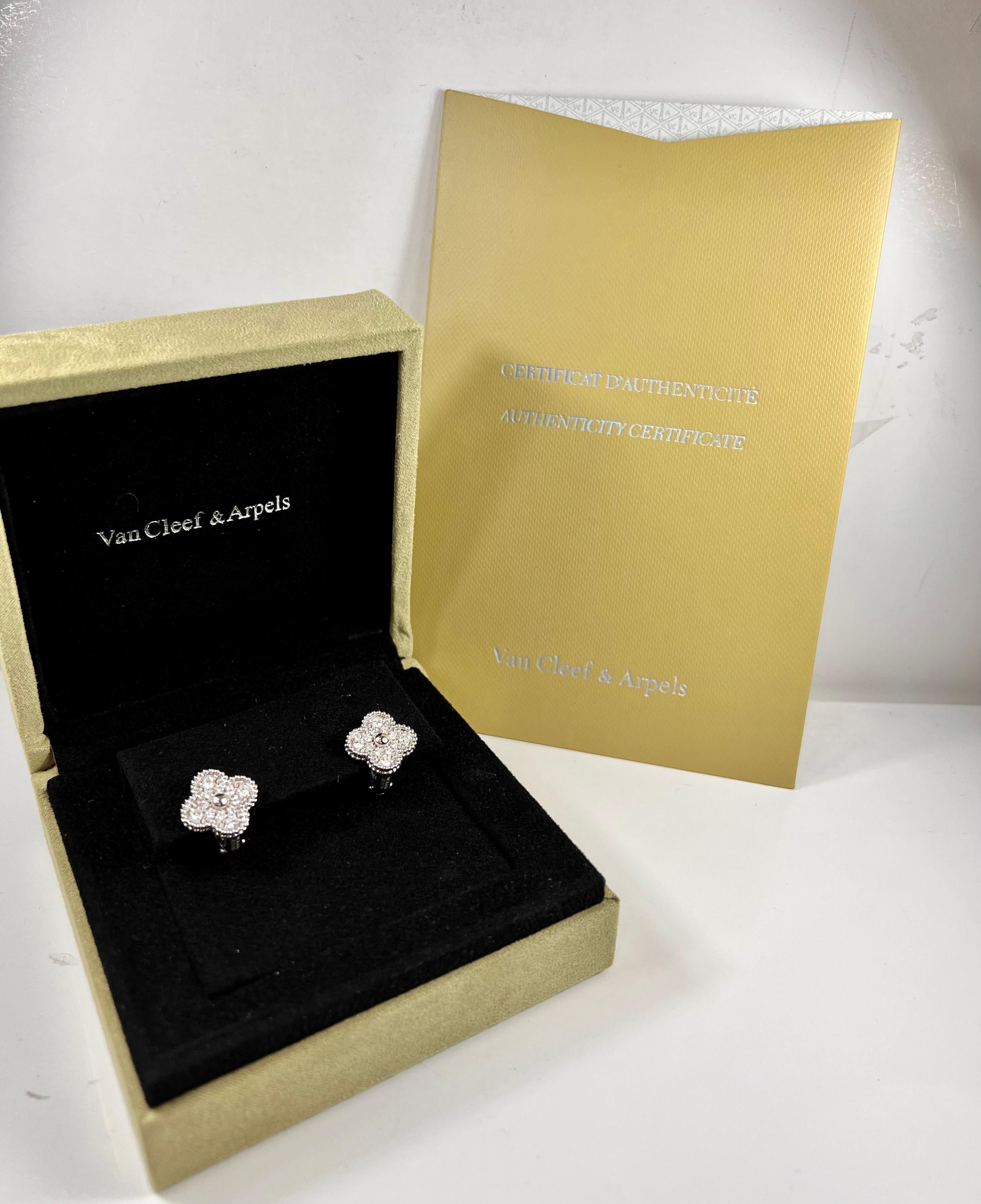 Van Cleef & Arpels Vintage Alhambra White Gold and Diamonds Earrings In Excellent Condition In Bilbao, ES