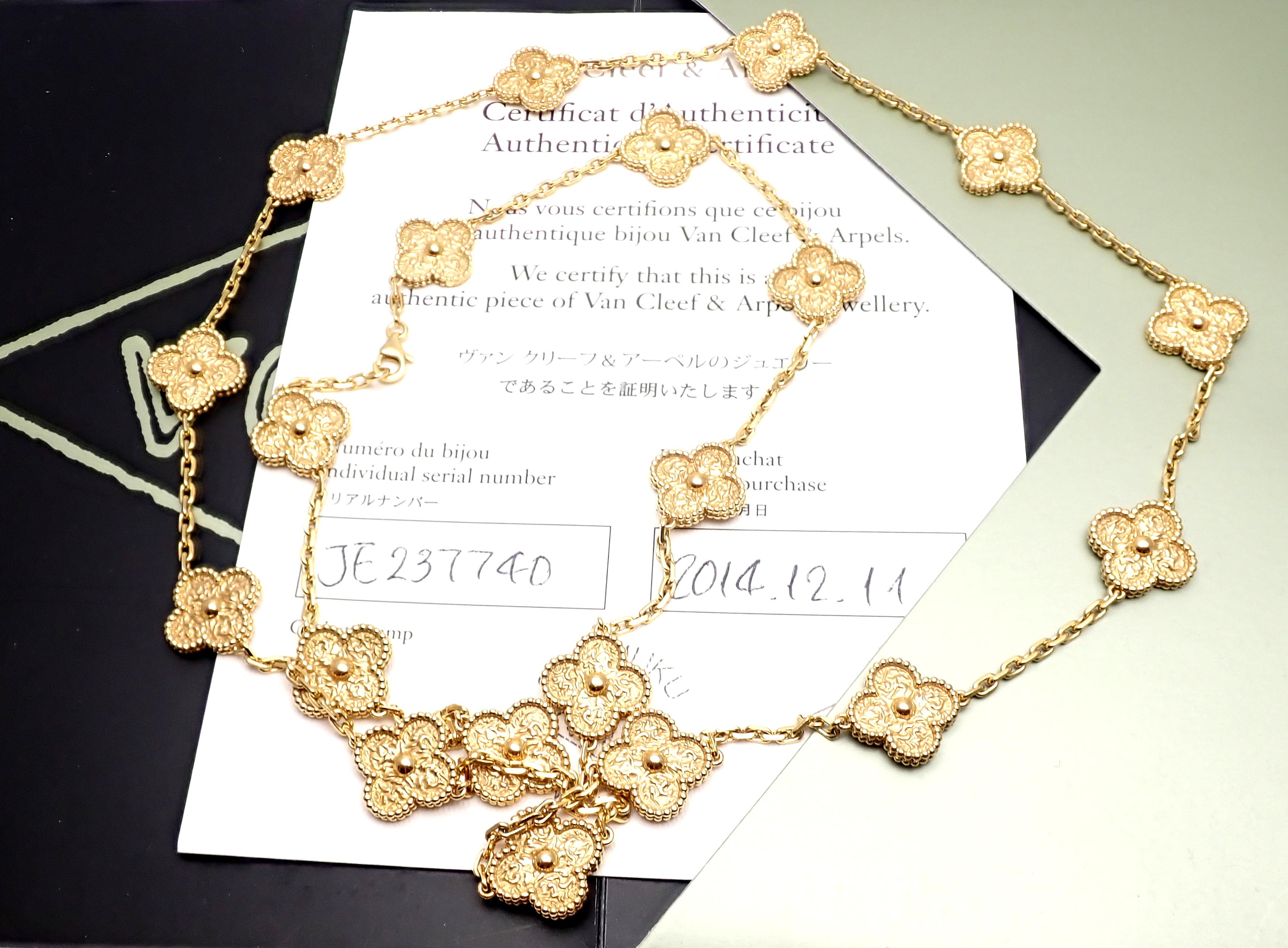 Van Cleef & Arpels Vintage Alhambra Yellow Gold 20 Motif Necklace In Excellent Condition In Holland, PA