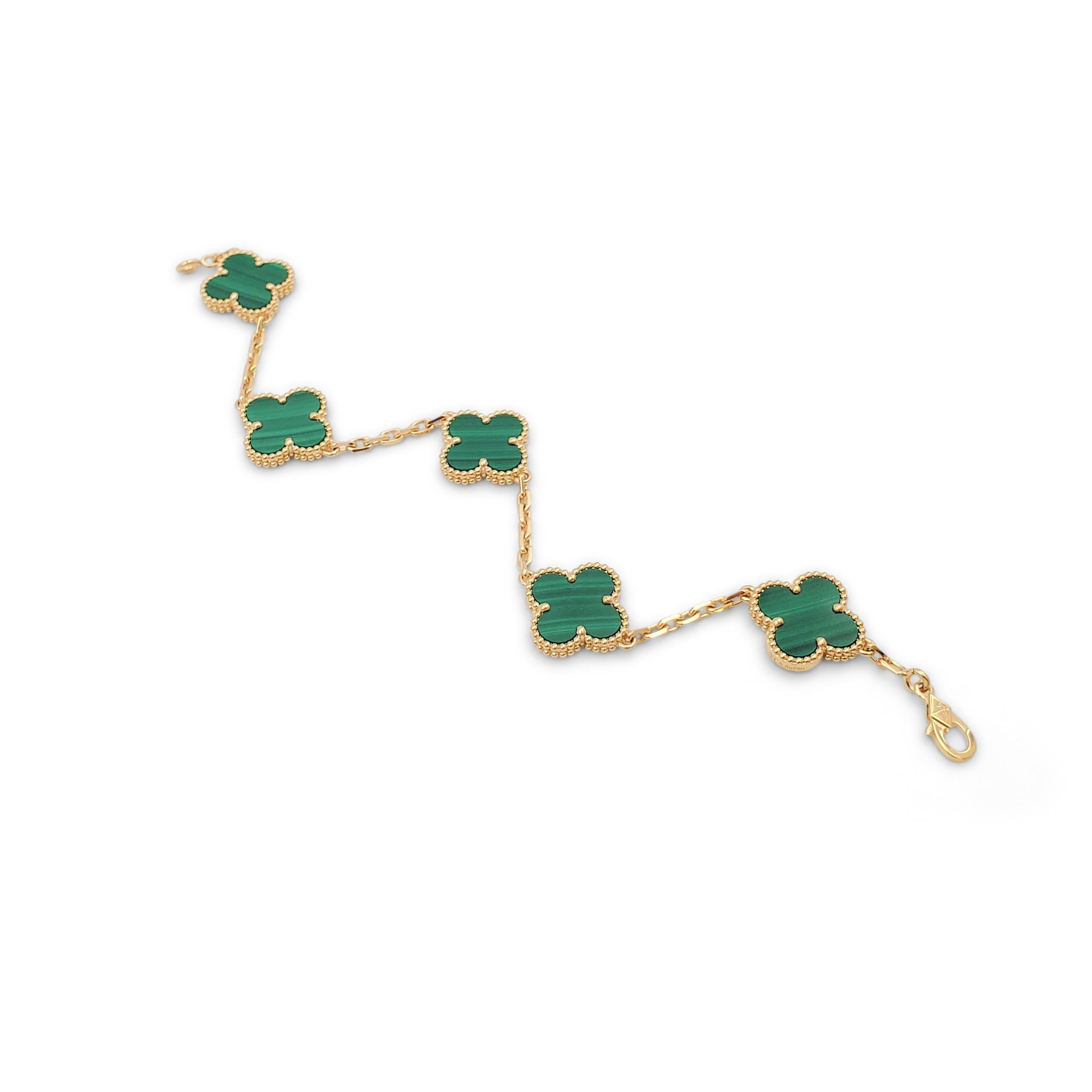 Round Cut Van Cleef & Arpels Vintage 'Alhambra' Yellow Gold and Malachite Bracelet