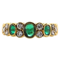 Van Cleef & Arpels Vintage Band Ring 18K Yellow Gold with Emeralds and Diamonds