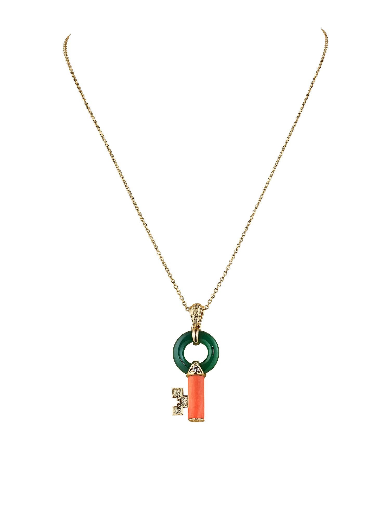 van cleef key necklace