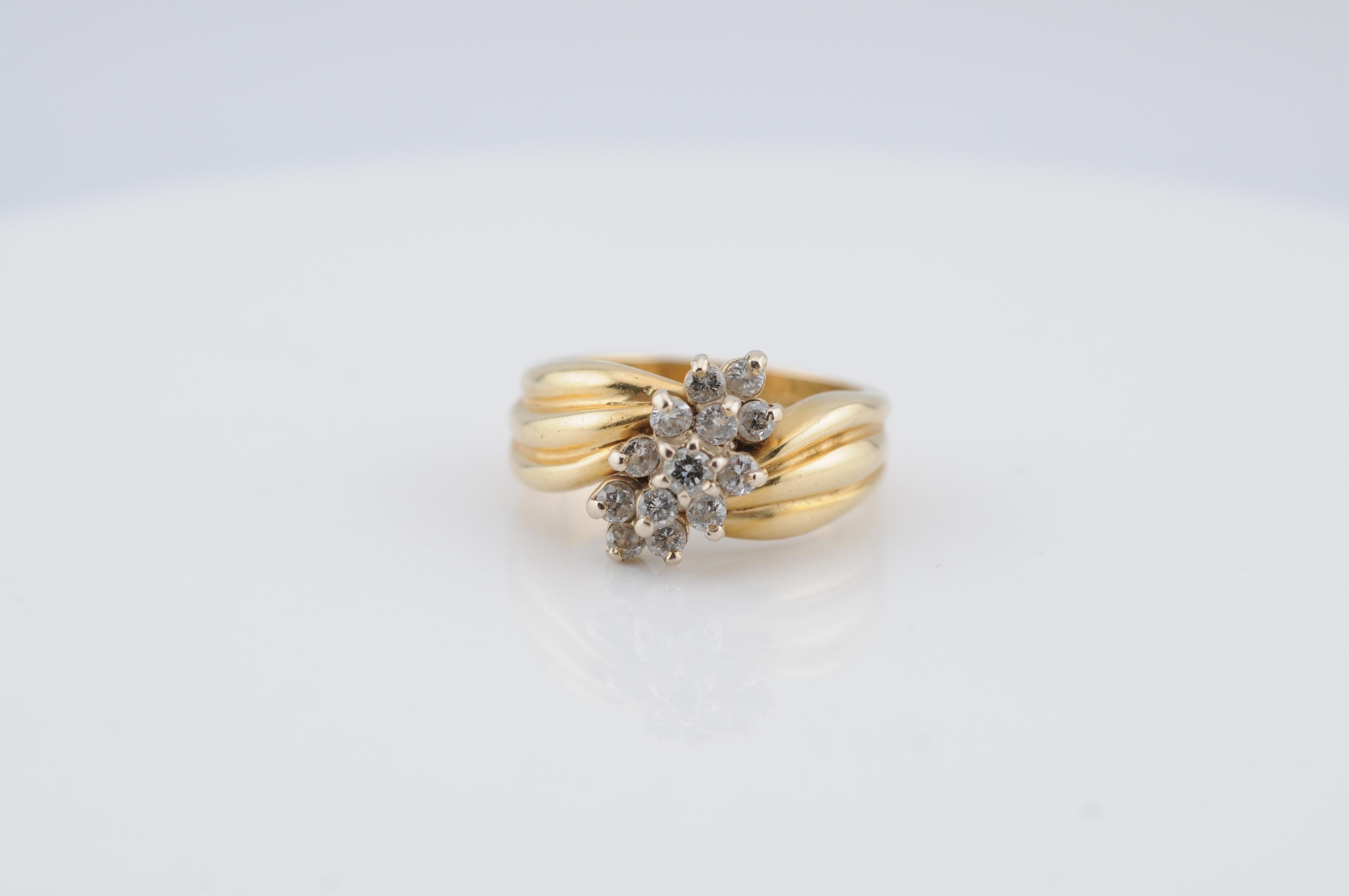 Vintage Van Cleef & Arpels ring crafted in 14K gold, designed in the classic cluster style from the early VCA era. Set with approx. 0.50 ct diamonds, giving the piece a refined vintage sparkle.
Ring size: US 7.5
Weight: 10 g

A collectible and
