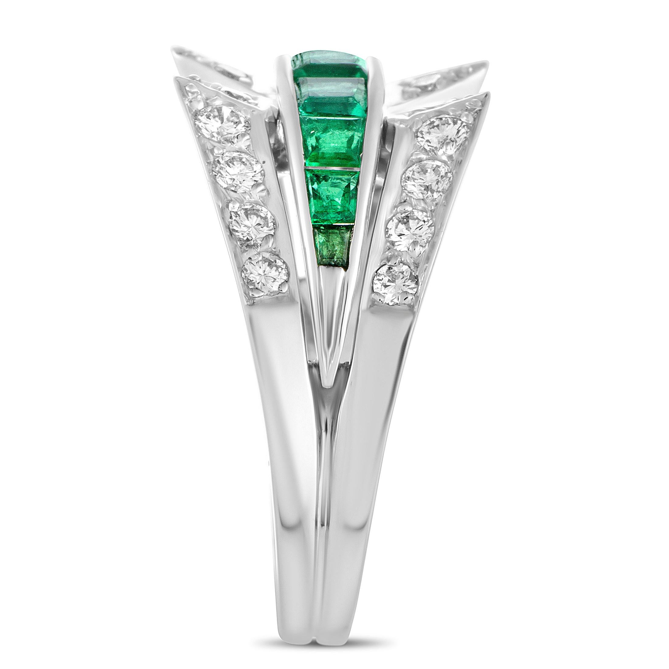 Van Cleef & Arpels Vintage Diamond and Emerald Platinum Band Ring In Excellent Condition In Southampton, PA