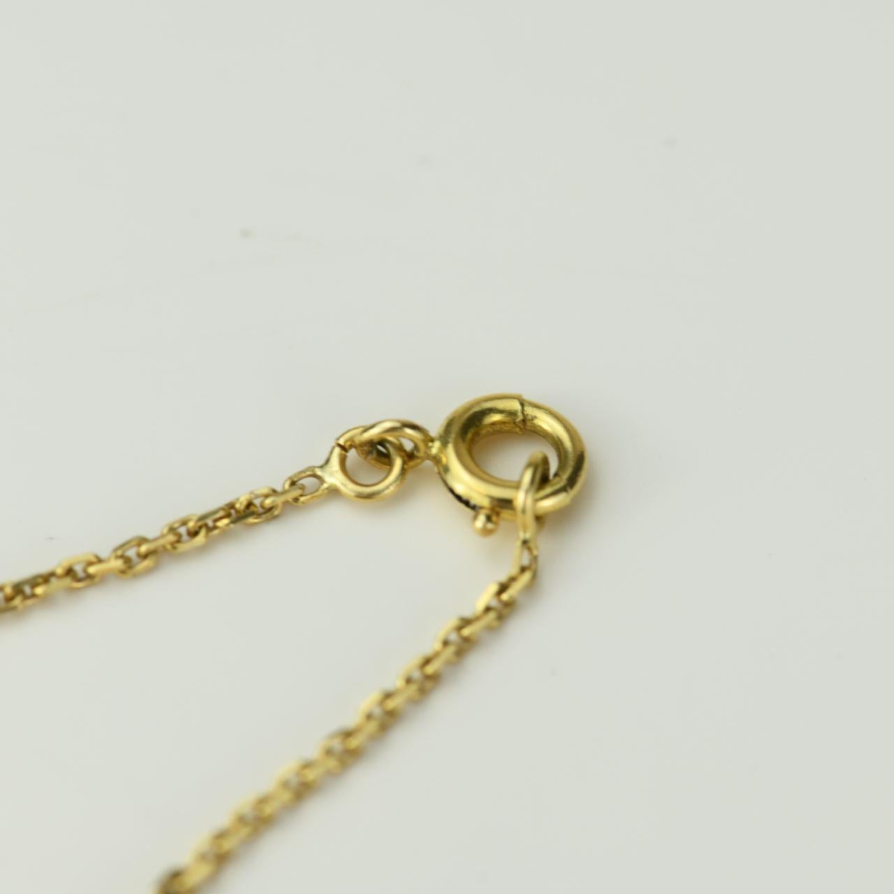 Women's or Men's Van Cleef & Arpels Vintage Diamond Bow Yellow Gold Pendant