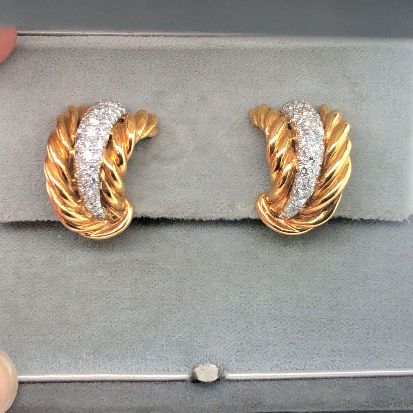 Van Cleef & Arpels Vintage Diamond Clip On Earrings 18k Yellow Gold and Platinum In Good Condition In Guilford, CT