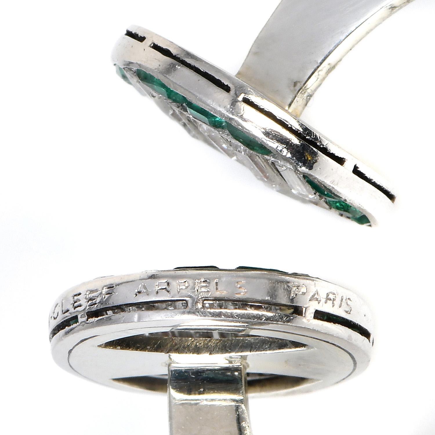Van Cleef & Arpels Vintage Diamant-Smaragd-Platin-Manschettenknöpfe für Smoking (Smaragdschliff) im Angebot