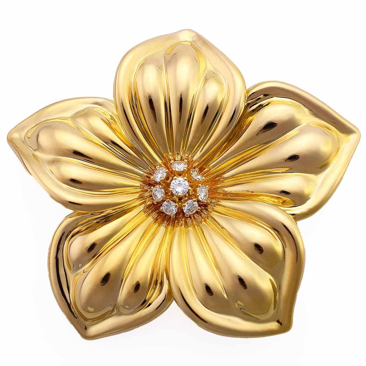 Brand:VanCleef&Arpels
Name:Vintage Diamond Flower Brooch
Material:8P diamond, 750 K18 YG WG yellow gold white gold
Weight:23.5g(Approx）
Size（inch）:  H61mm×W70mm  / H2.40in×W2.75in(Approx）
Comes with:Van Cleef & Arpels Box, Case, VCA Repair Statement