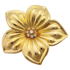 Van Cleef & Arpels Vintage Diamond Flower Brooch 18 Karat Yellow and White Gold
