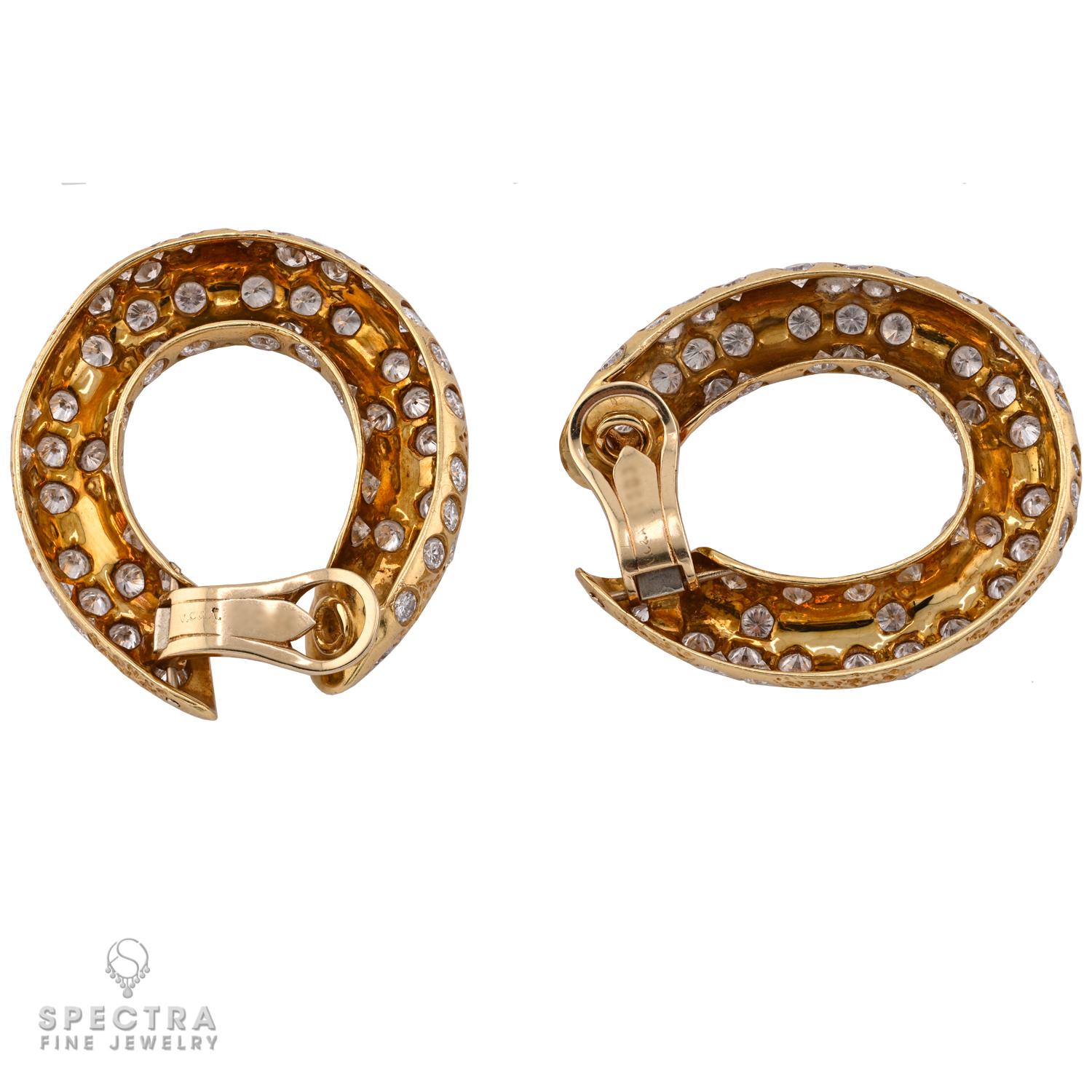 Pendientes de aro de diamantes vintage Van Cleef & Arpels, años 70 Contemporáneo en venta