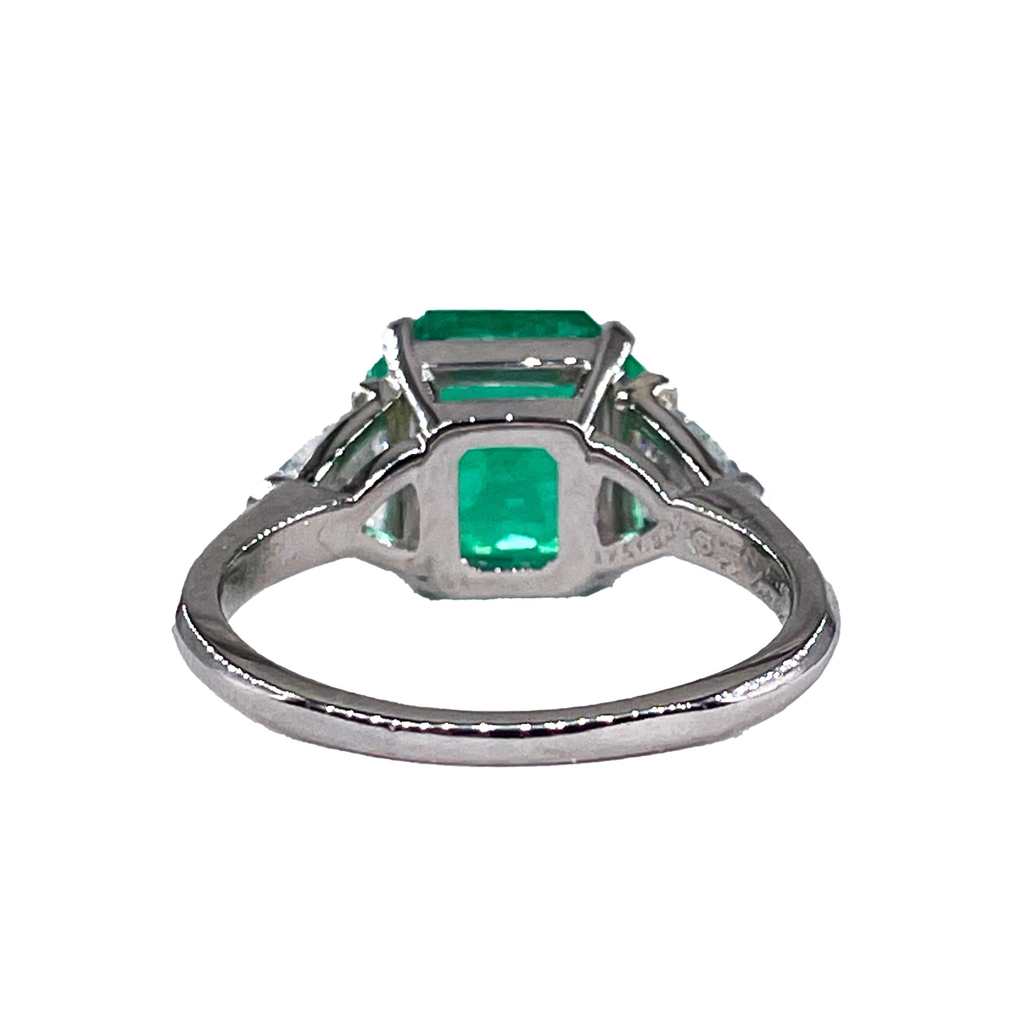 Emerald Cut Van Cleef & Arpels Vintage GIA 5.28ct Colombian Emerald & Diamond Platinum Ring 