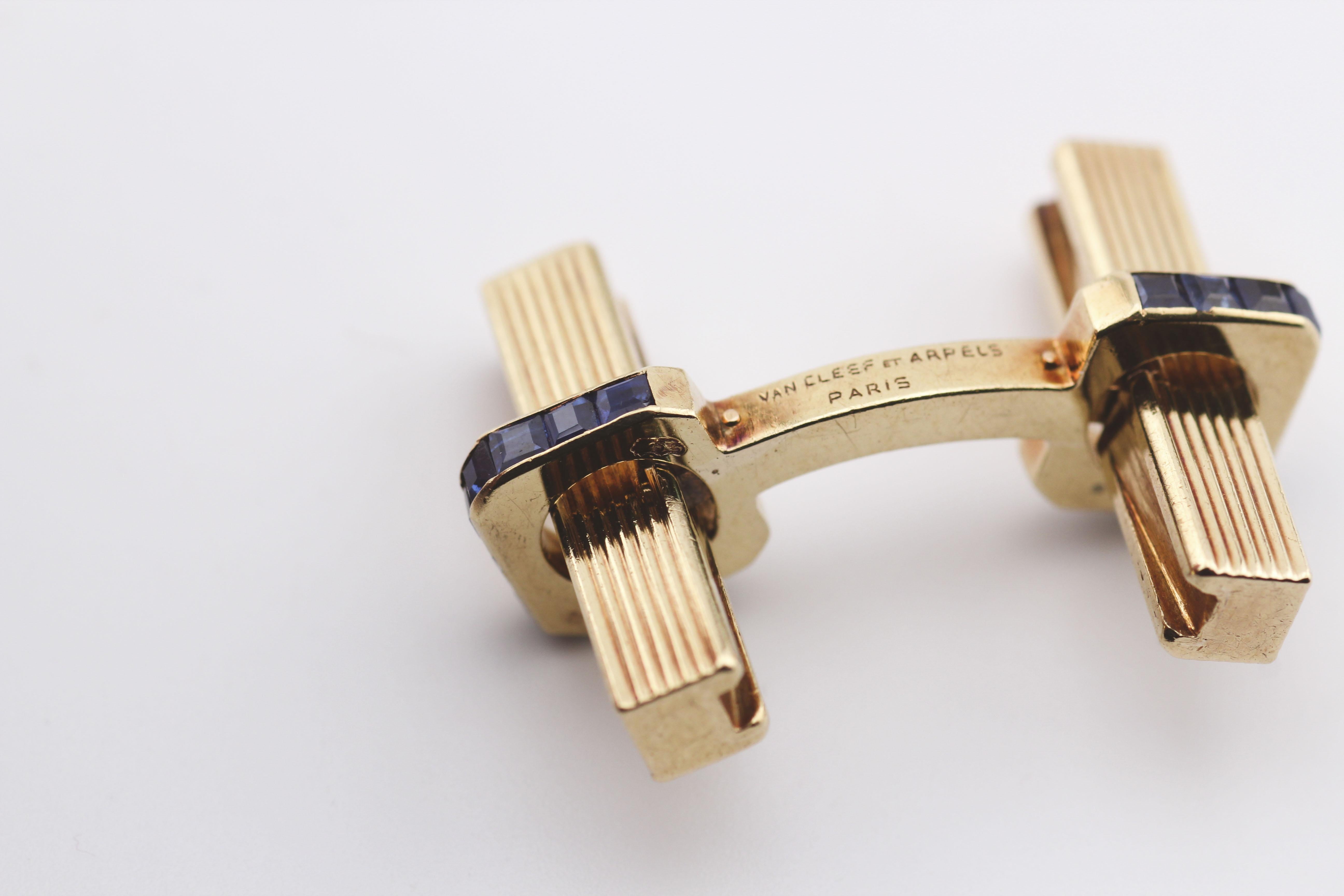 Van Cleef & Arpels Gemelli da polso quadrati in oro 18 carati con zaffiro d'epoca in vendita 5