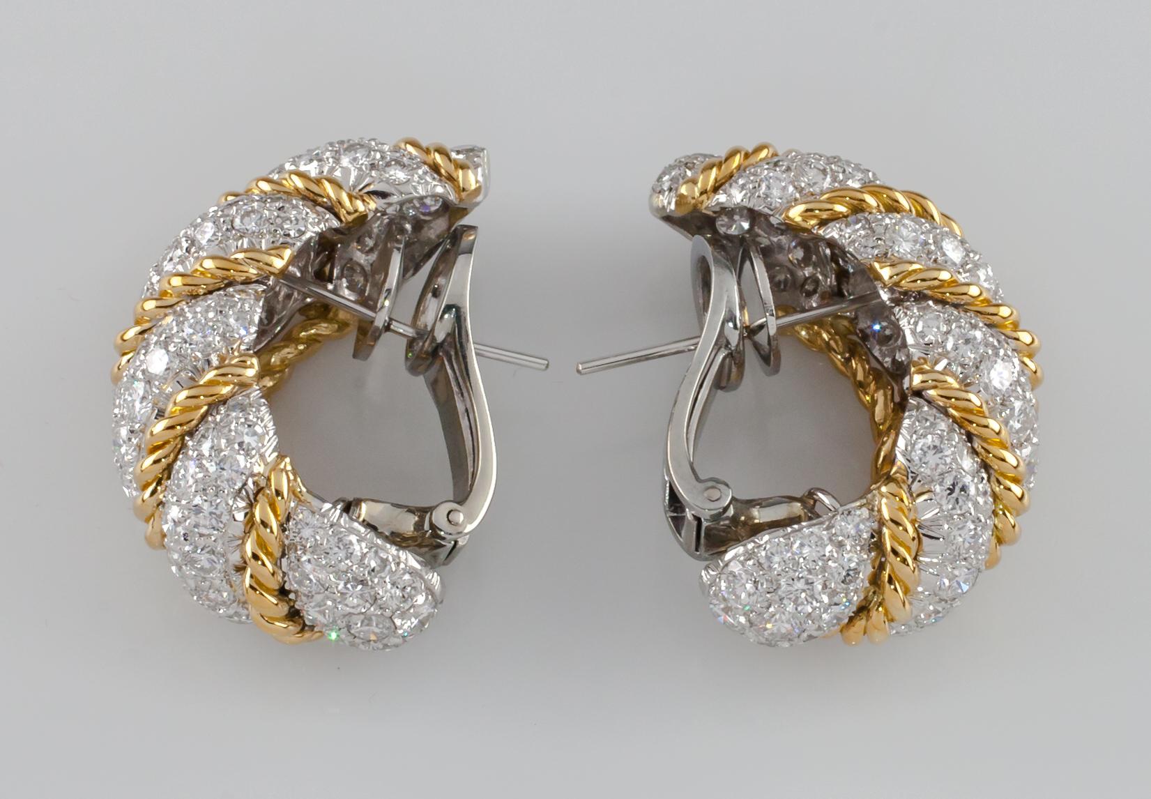 Women's Van Cleef & Arpels Vintage Two-Tone 18k Gold 10.00 Carat Diamond Huggie Earrings For Sale