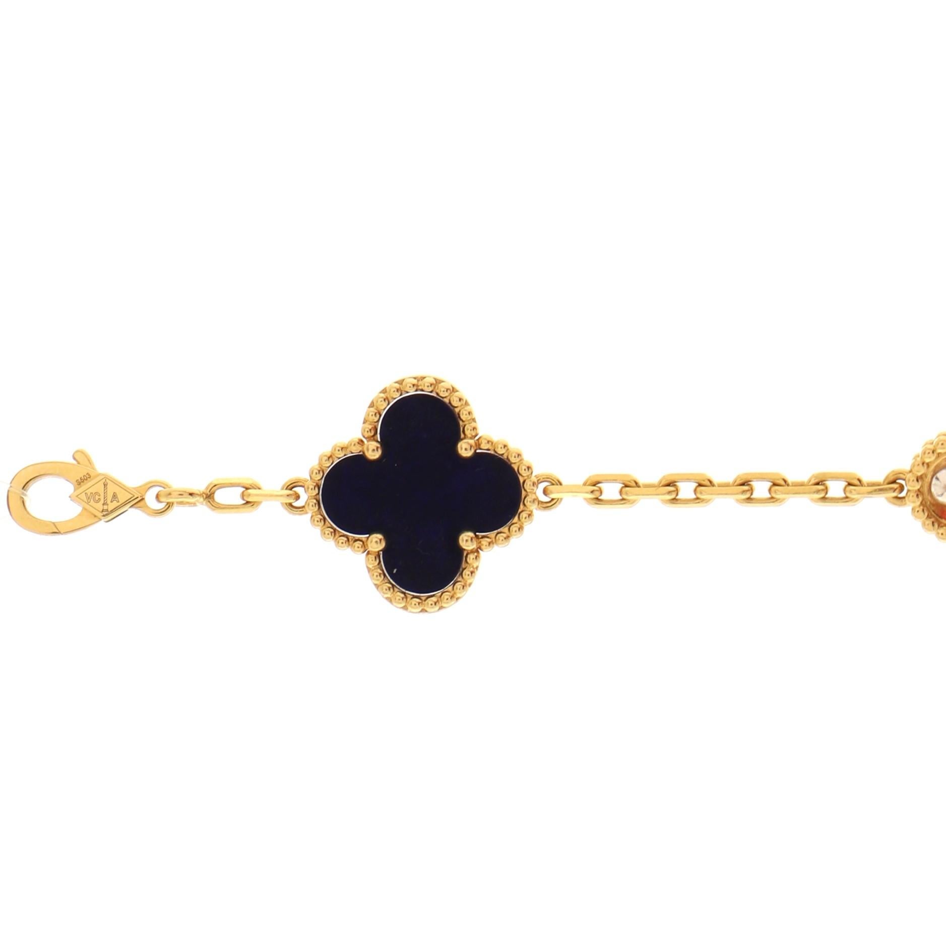 Van Cleef & Arpels Bracelet vintage Alhambra à 5 motifs jaune 18 carats, édition Vendome Bon état à New York, NY