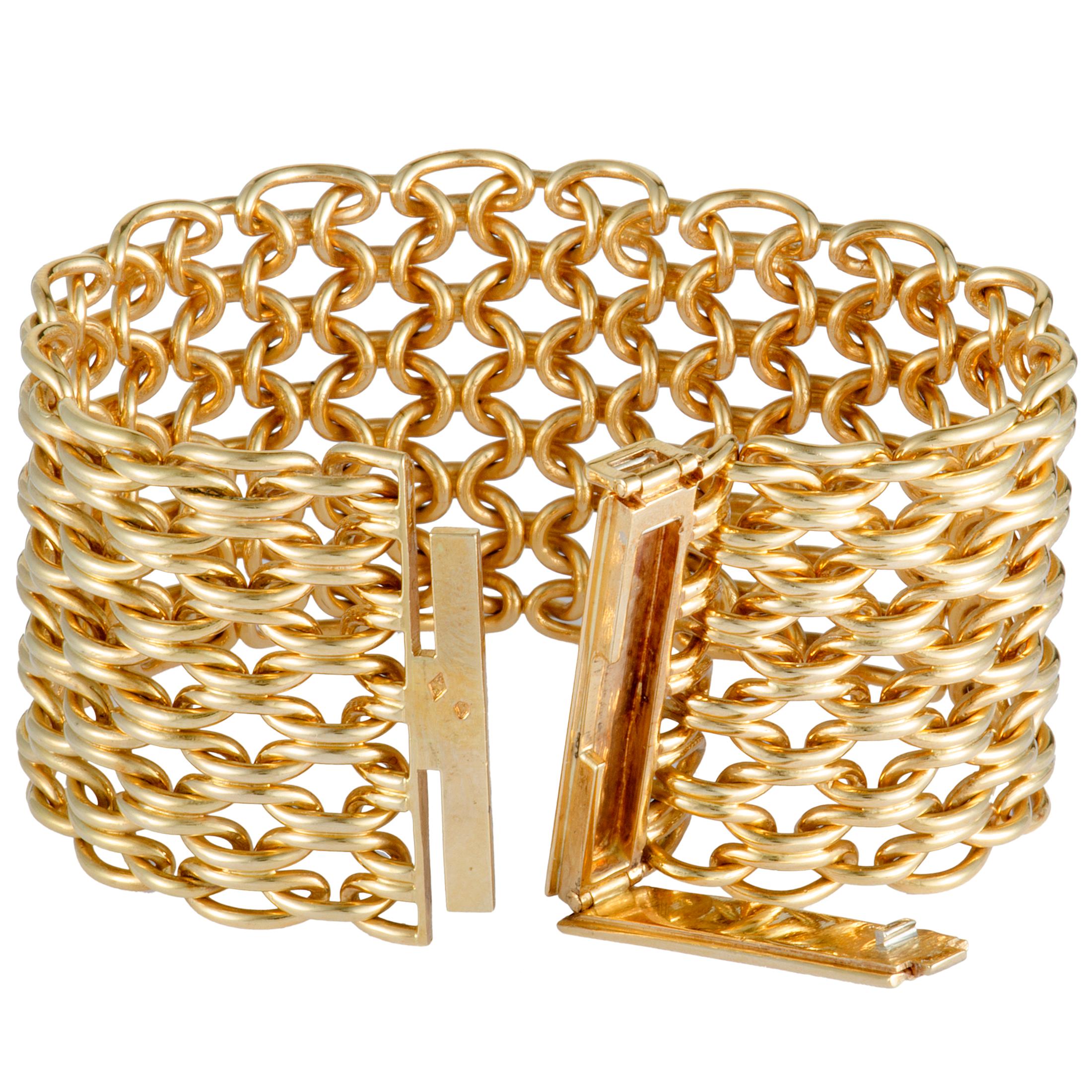 Van Cleef & Arpels Vintage Yellow Gold Wide Mesh Bracelet In Excellent Condition In Southampton, PA
