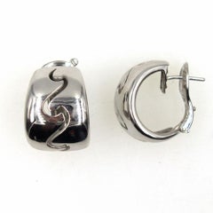 Van Cleef & Arpels Wave 18 Karat White Gold Hoop Earrings