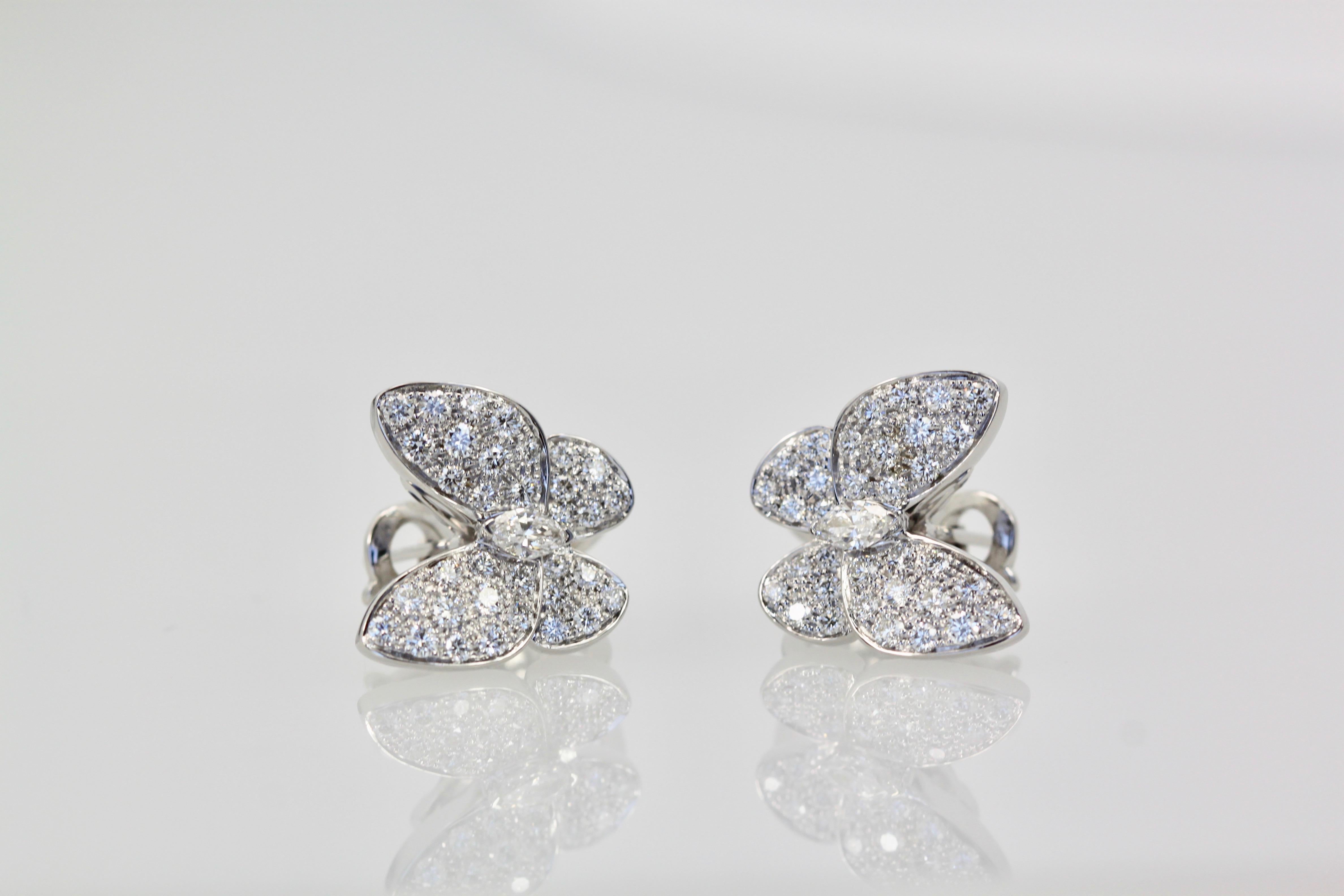 Van Cleef & Arpels Weißer Diamant Schmetterling Ohrringe 18 Karat Weißgold (Ästhetizismus)