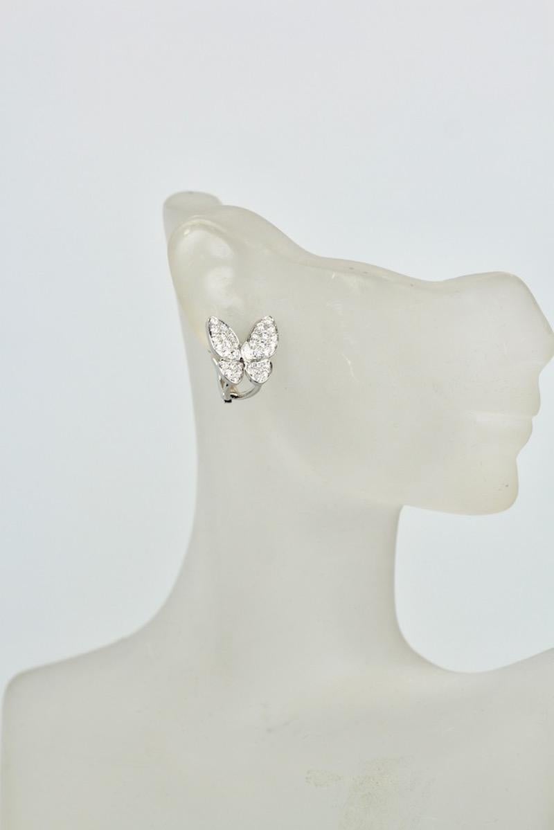 Van Cleef & Arpels White Diamond Butterfly Earrings 18 Karat White Gold In Excellent Condition In North Hollywood, CA