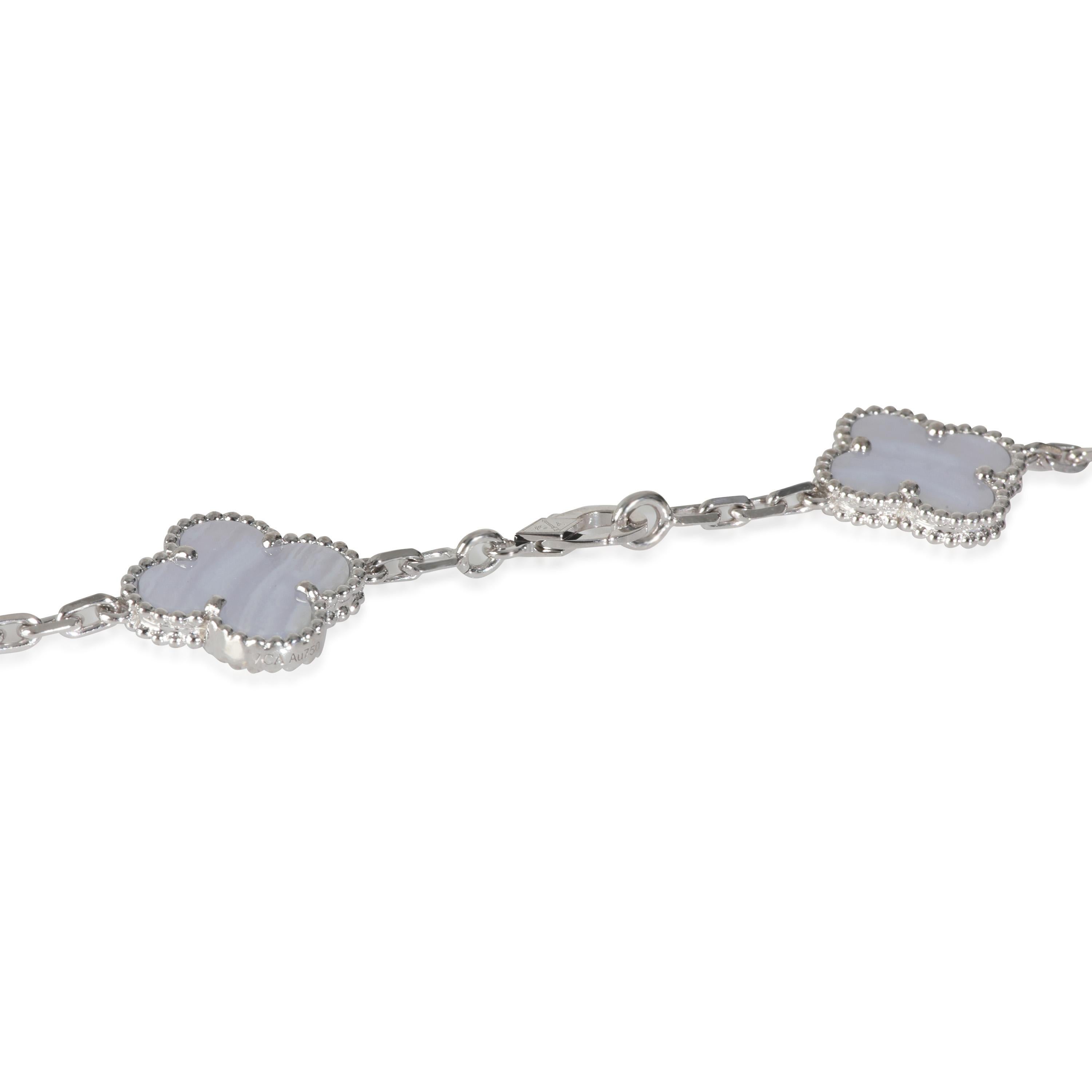 Van Cleef & Arpels White Gold Chalcedony Vintage Alhambra 10 Station Necklace in vendita 1