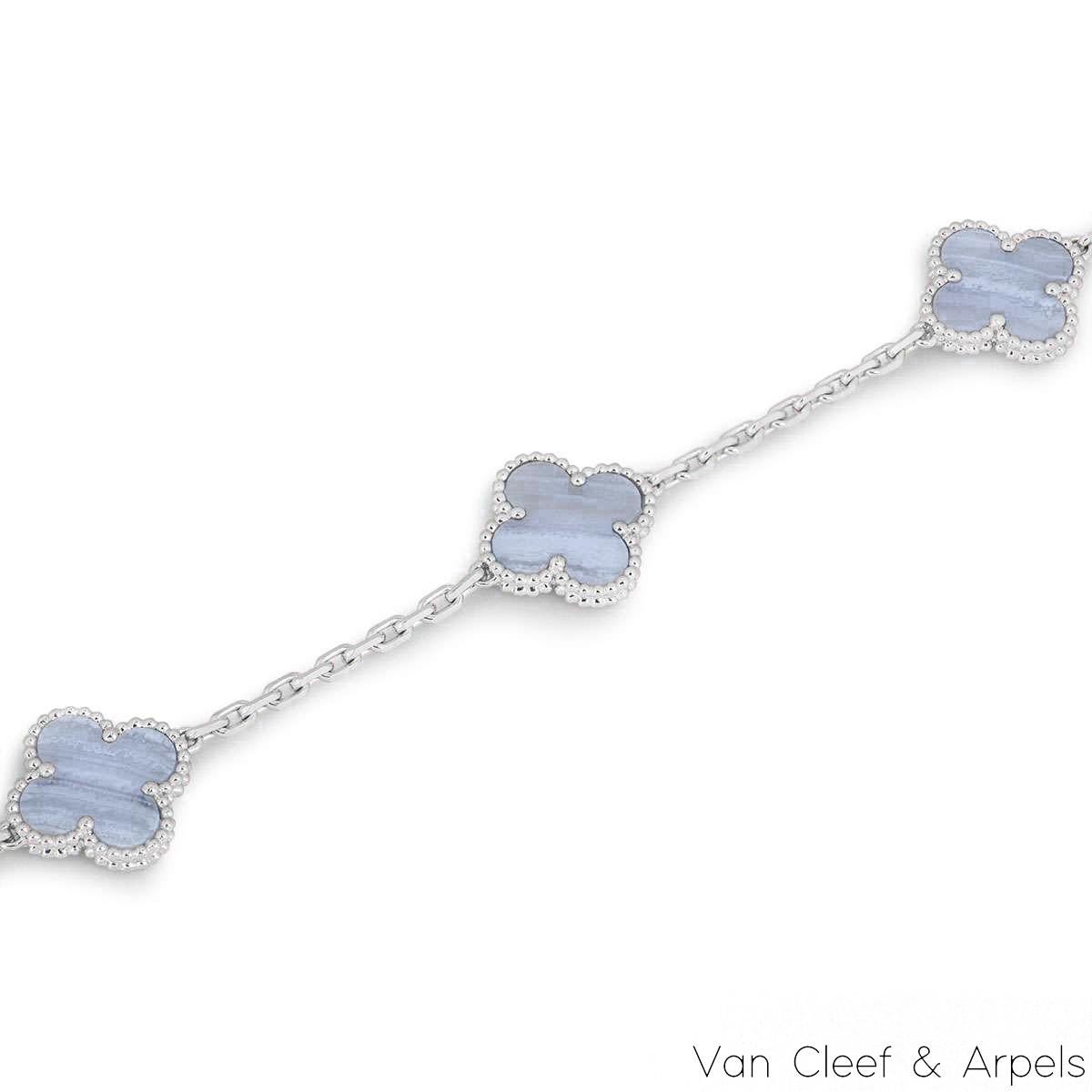 Van Cleef & Arpels White Gold Chalcedony Vintage Alhambra Necklace VCARD34800 In Excellent Condition In London, GB
