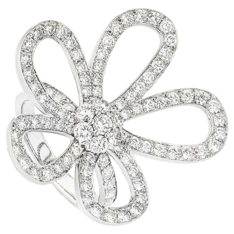 Van Cleef & Arpels White Gold Diamond Flowerlace Ring Size 52 2.81ct VCARP05300 For Sale