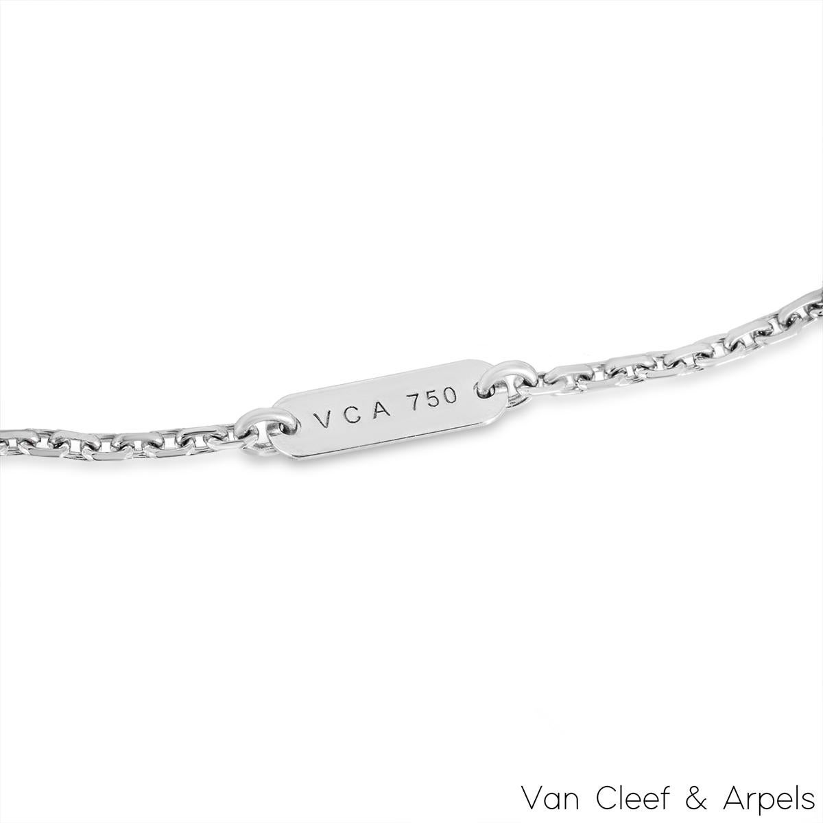 Van Cleef & Arpels White Gold Diamond Frivole Pendant VCARD31800 In Excellent Condition For Sale In London, GB