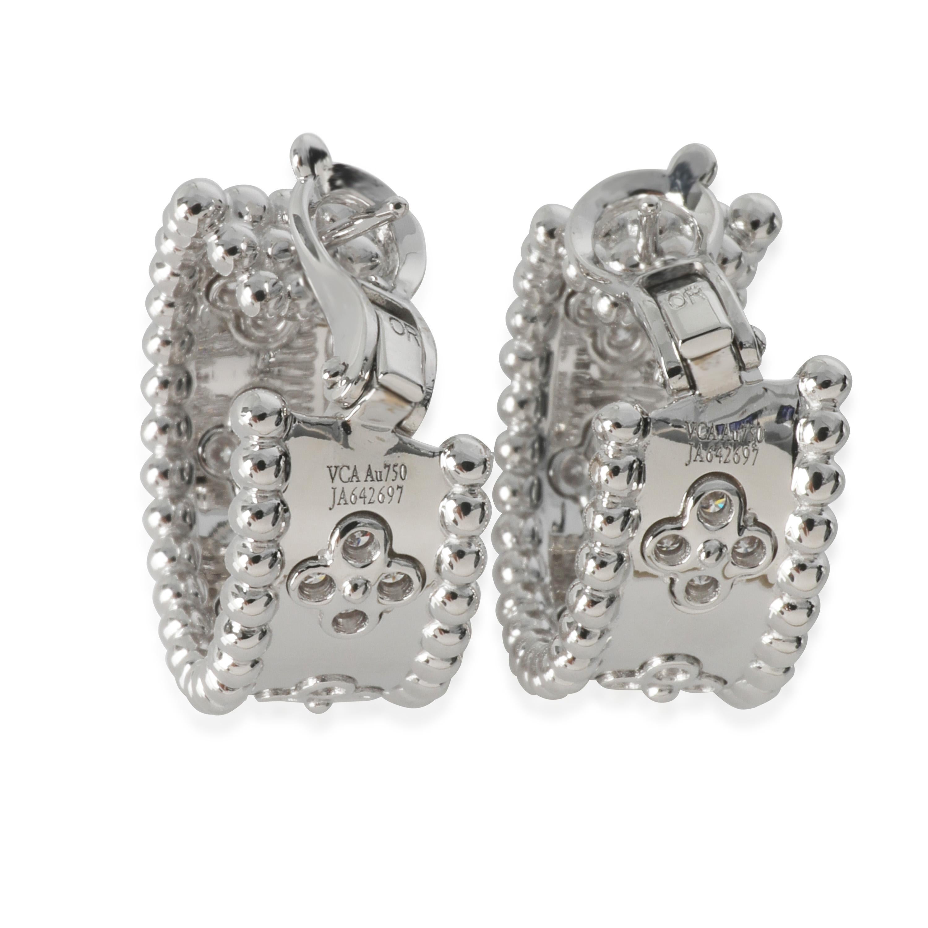 Van Cleef & Arpels Orecchini a cerchio in oro bianco con diamanti Perlee Clovers

DETTAGLI PRIMARI
SKU: 145446
Titolo dell'elenco: Van Cleef & Arpels Orecchini a cerchio in oro bianco con diamanti Perlee Clovers
Descrizione delle condizioni: