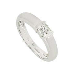 Van Cleef & Arpels White Gold Diamond Ring 0.24 Carat