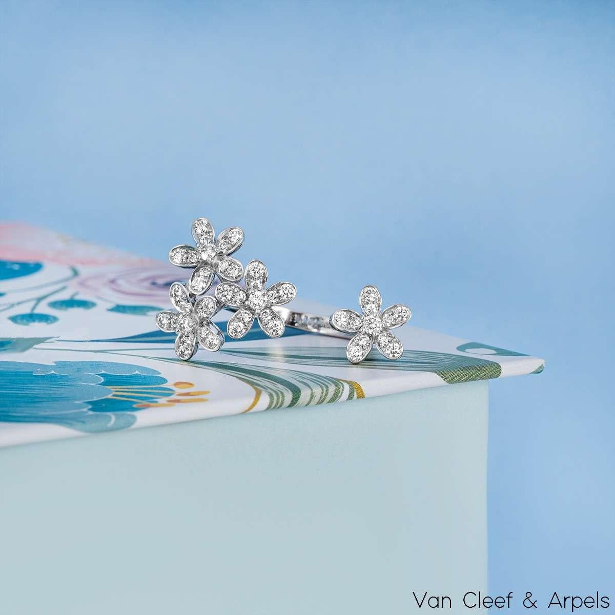 Van Cleef & Arpels Weißgold Socrate-Ring VCARB14500 mit Diamanten im Angebot 2
