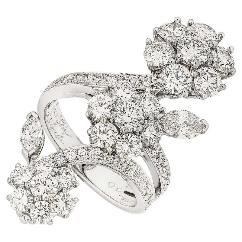 Van Cleef & Arpels Anello con diamanti in oro bianco Folie Des Pres Misura 53 4,00ct TDW