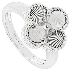 Van Cleef & Arpels, bague Guilloche Alhambra, taille 56 VCARP9XI00
