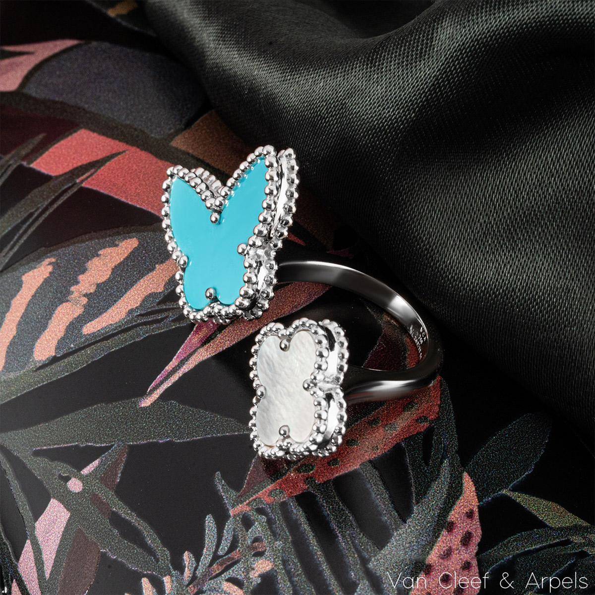 Van Cleef & Arpels Lucky Alhambra zwischen Ring aus Weißgold und Perlmutt 4