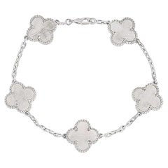 Van Cleef & Arpels Bracelet Alhambra vintage en or blanc VCARF48400