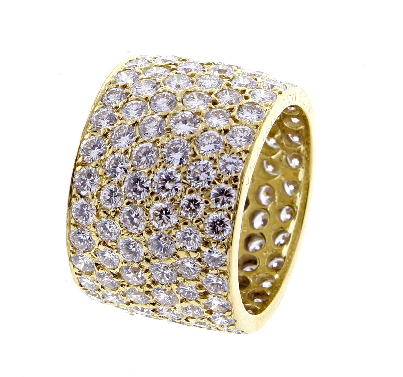 Van Cleef & Arpels Wide Pavé Diamond Band-Ring