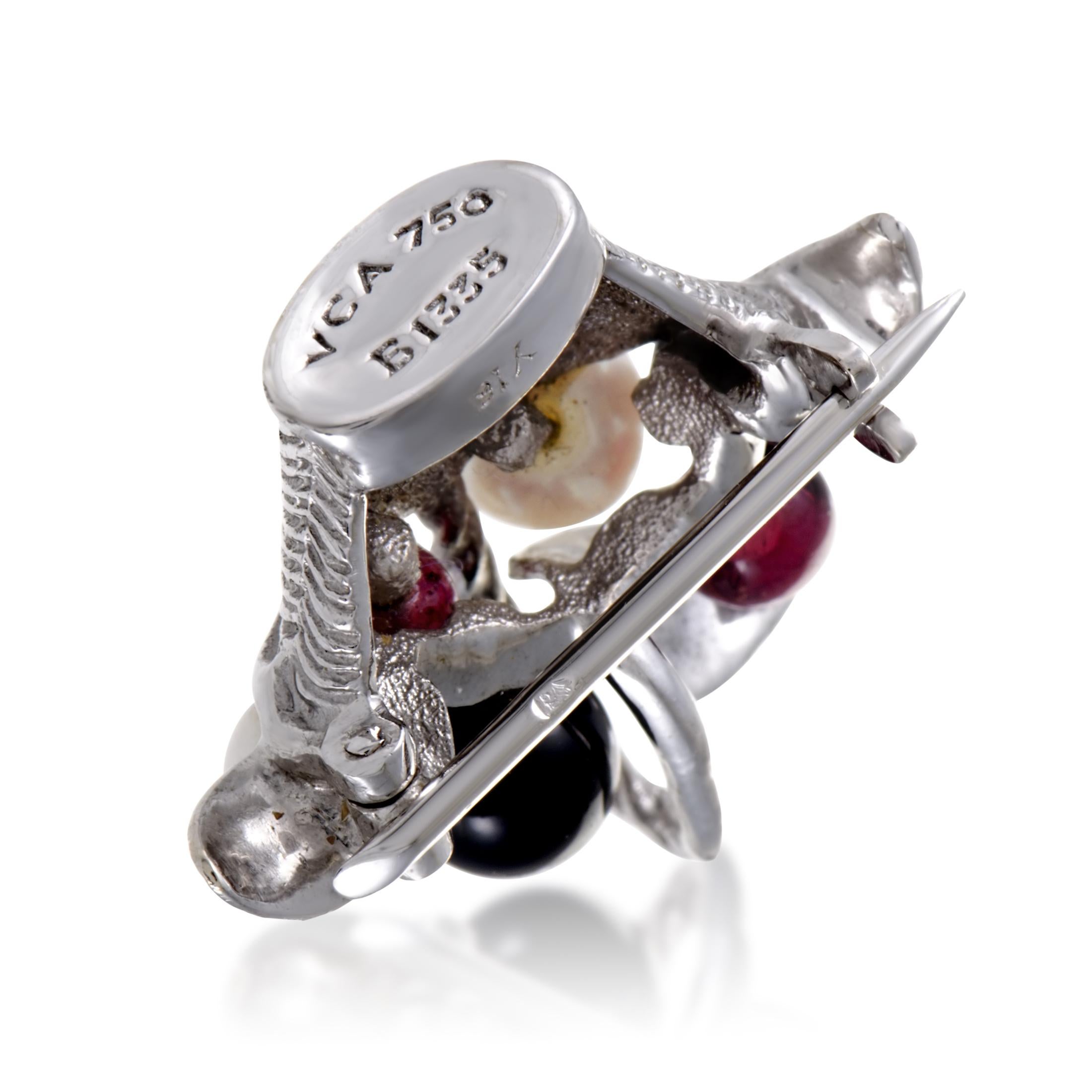 Mixed Cut Van Cleef & Arpels Womens 18 Karat Gold Pearl Tourmaline and Onyx Basket Pin
