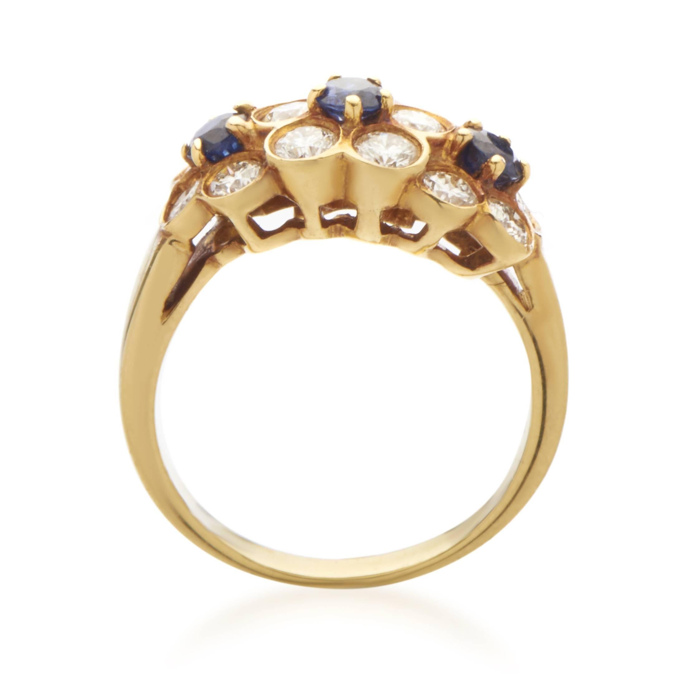 Arranged in a seemingly chaotic manner and tastefully combined on top of this magnificent 18K yellow gold ring from Van Cleef & Arpels, the resplendent diamonds totaling 0.70ct and splendid sapphires amounting to 0.30ct create a fantastic