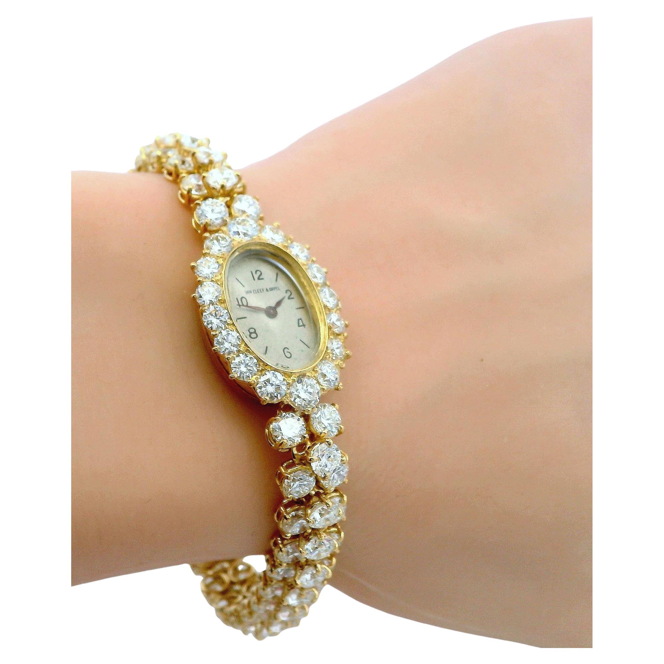 Van Cleef
Arpels x Vacheron Constantin Orologio con diamanti Vintage