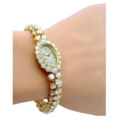 Van Cleef 
Arpels x Vacheron Constantin Diamond Vintage Diamond Watch