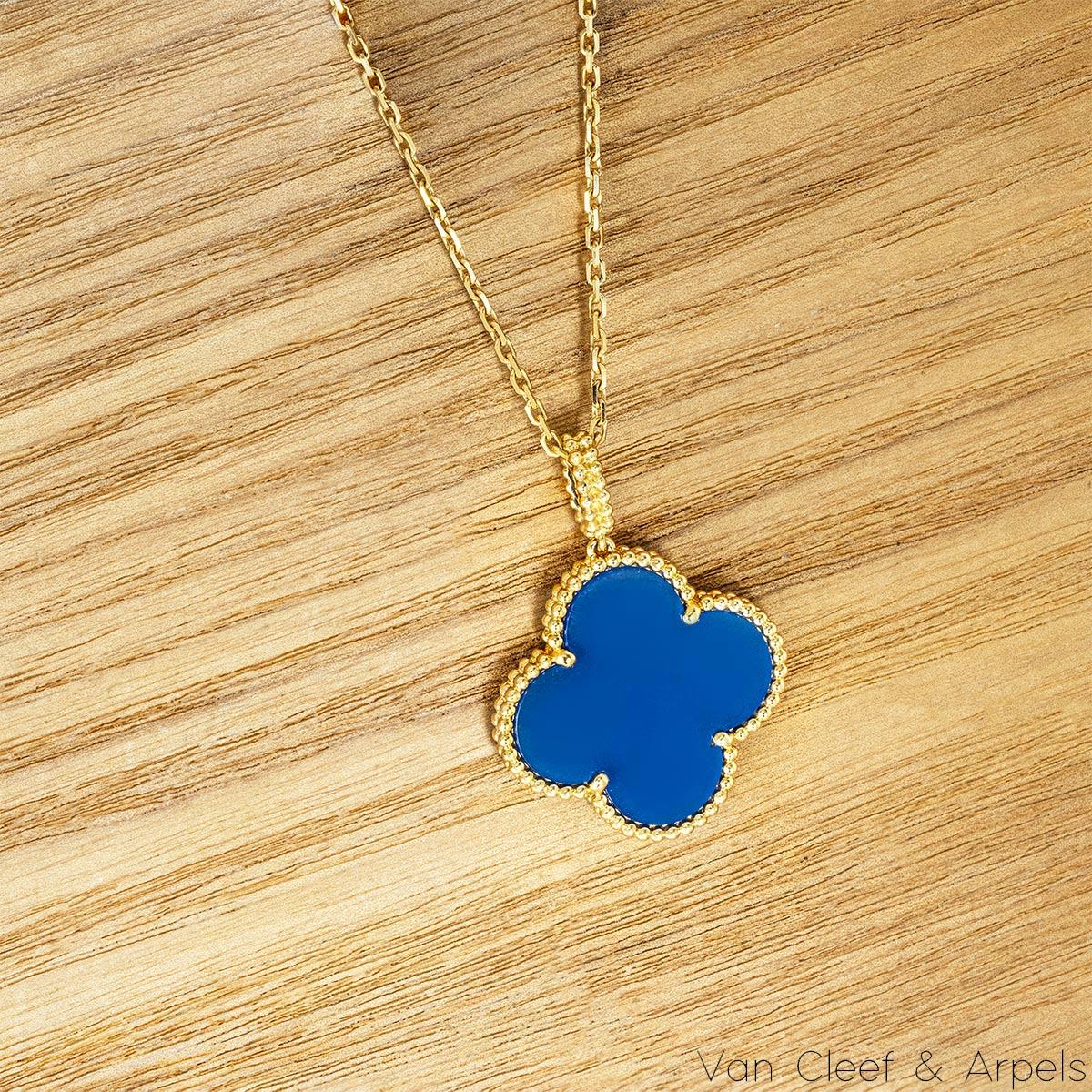 Uncut Van Cleef & Arpels Yellow Gold Agate Magic Alhambra Long Necklace VCARP6LA00 For Sale