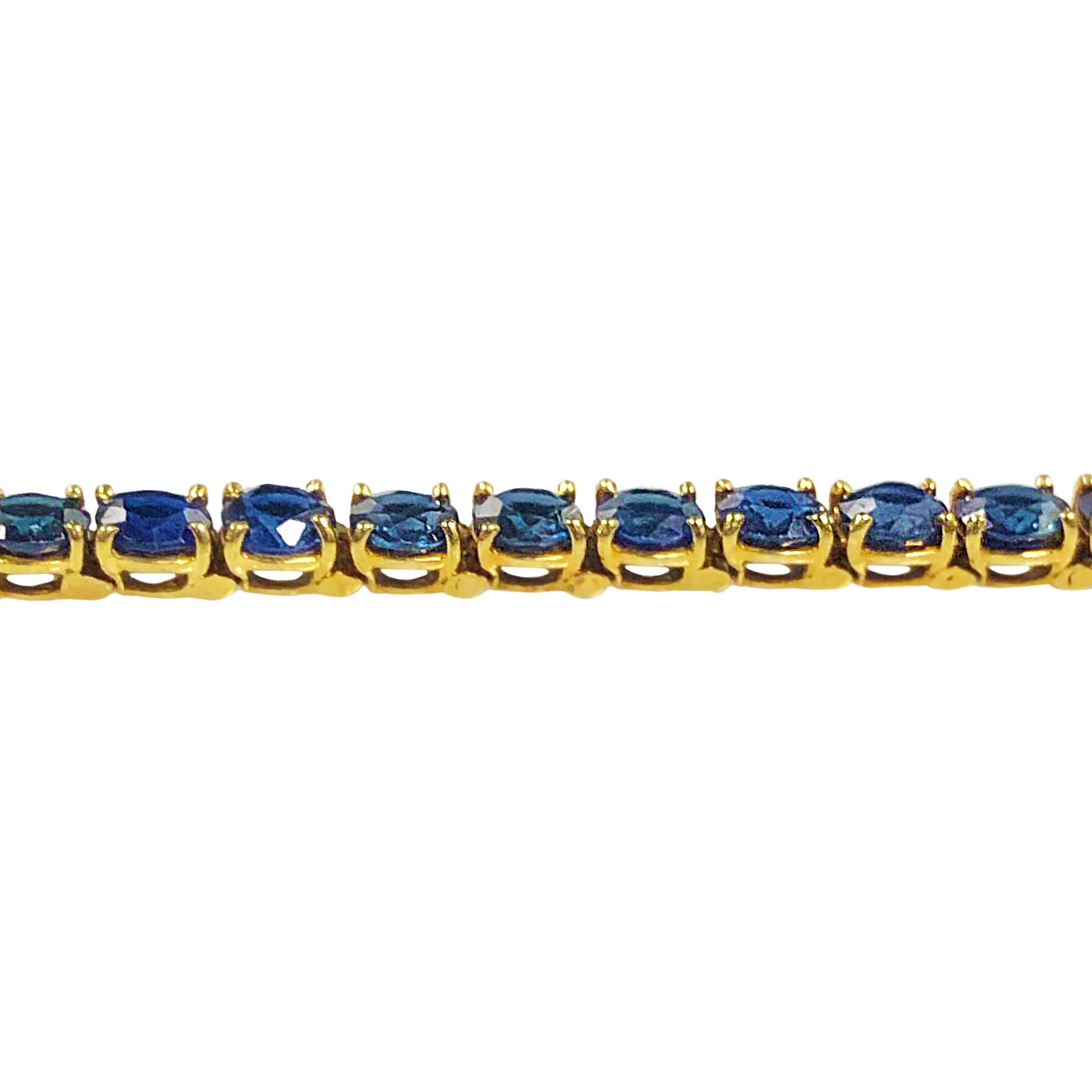 Van Cleef & Arpels Yellow Gold and Sapphire Tennis Line Bracelet In Excellent Condition In Chicago, IL