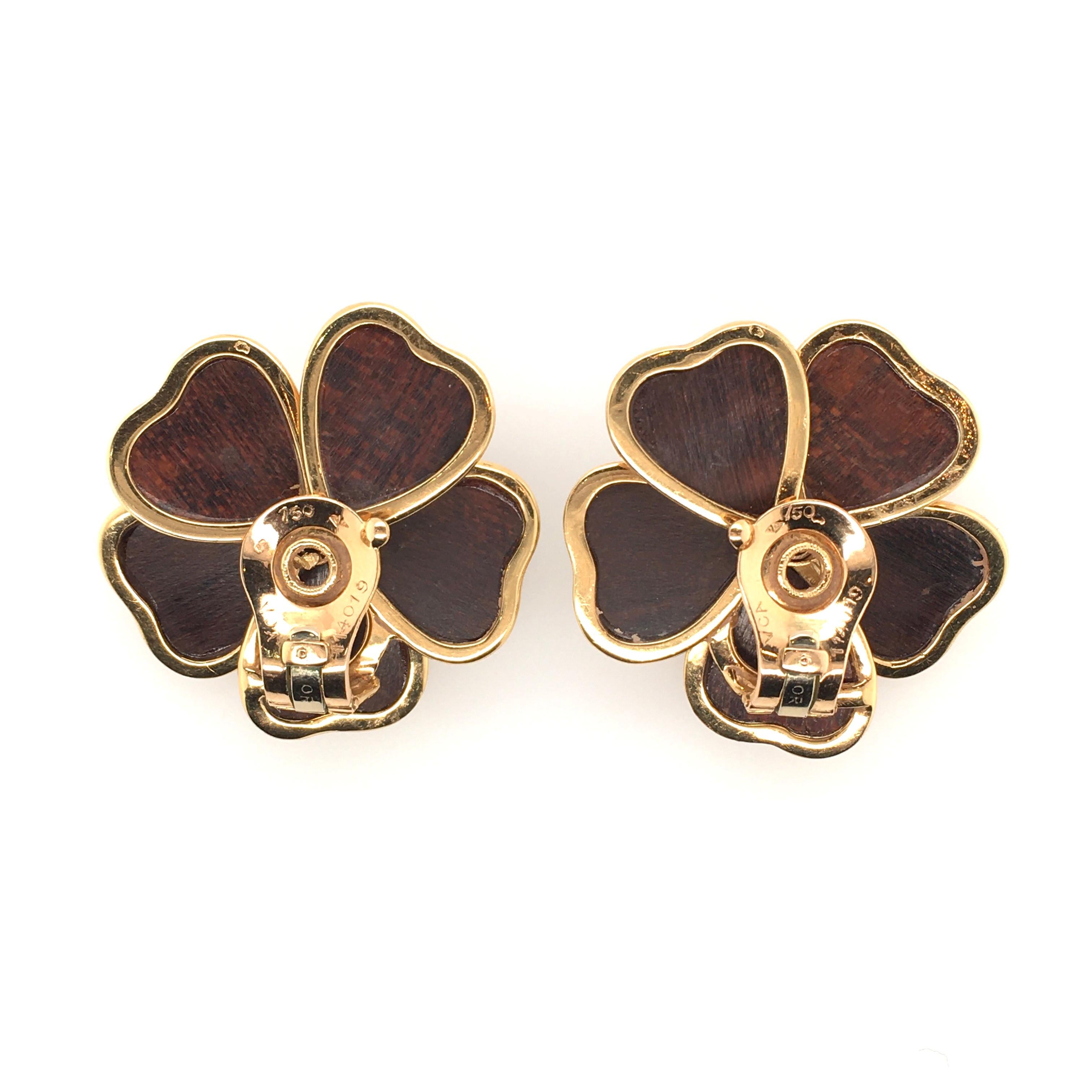 Van Cleef & Arpels Yellow Gold and Wood Nerval Earrings In Excellent Condition In New York, NY