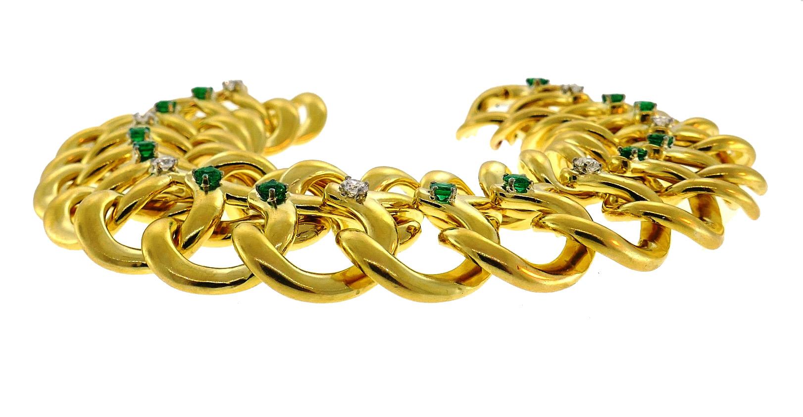 Women's Van Cleef & Arpels Yellow Gold Bracelet with Diamond and Emerald