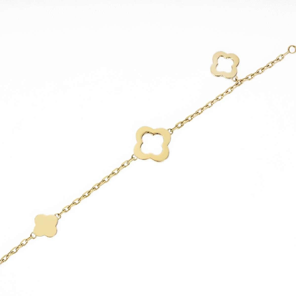 Van Cleef & Arpels Yellow Gold Byzantine Alhambra 3 Motif Bracelet VCARD39600 In Excellent Condition In Mayfair, London, London