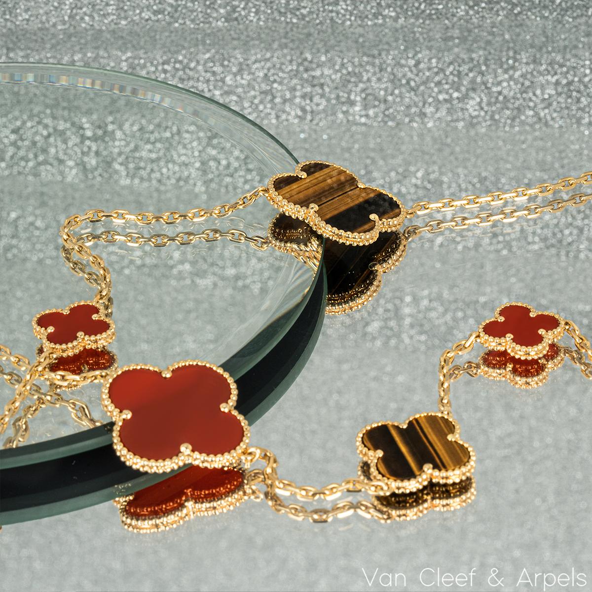 Women's or Men's Van Cleef & Arpels Yellow Gold Carnelian & Tiger's Eye Magic Alhambra Necklace V For Sale