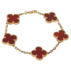 Van Cleef & Arpels Bracelet Alhambra Vintage en or jaune et cornaline