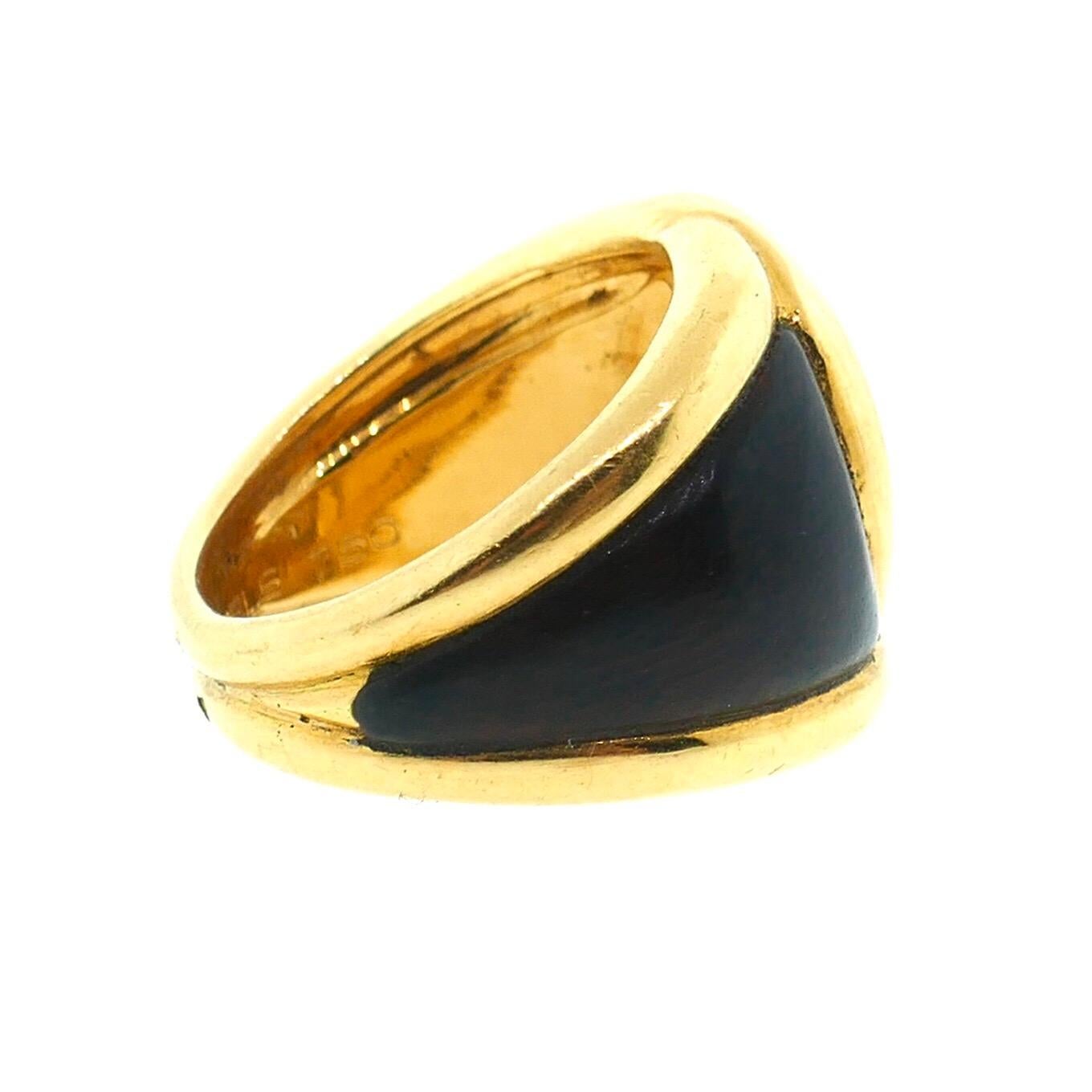 Women's Van Cleef & Arpels Yellow Gold, Diamond and Wood Ring