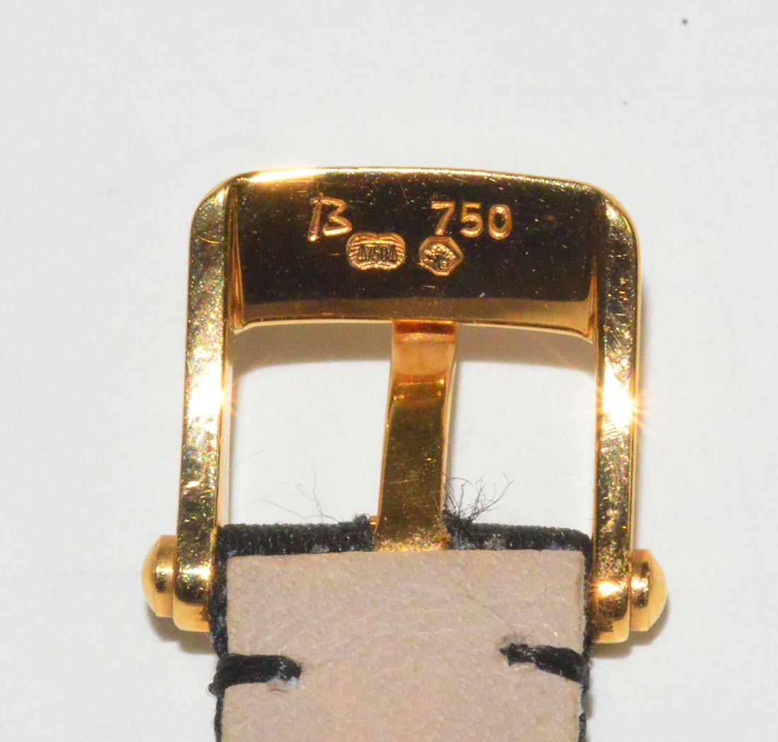Van Cleef & Arpels yellow gold Diamond Classique quartz Wristwatch In New Condition In Teaneck, NJ