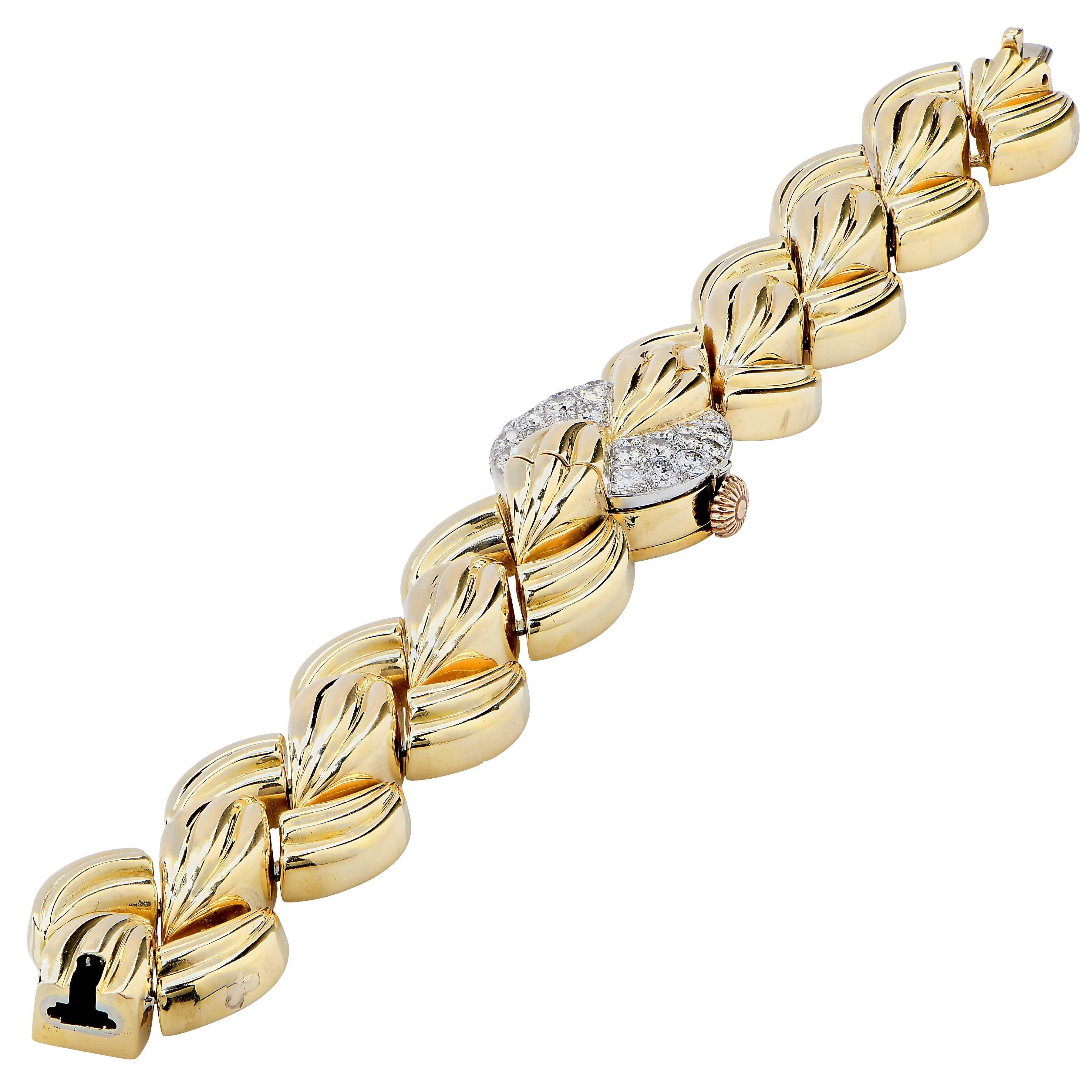 Van Cleef & Arpels Gelbgold Diamant-Armbanduhr mit verdecktem Zifferblatt Damen