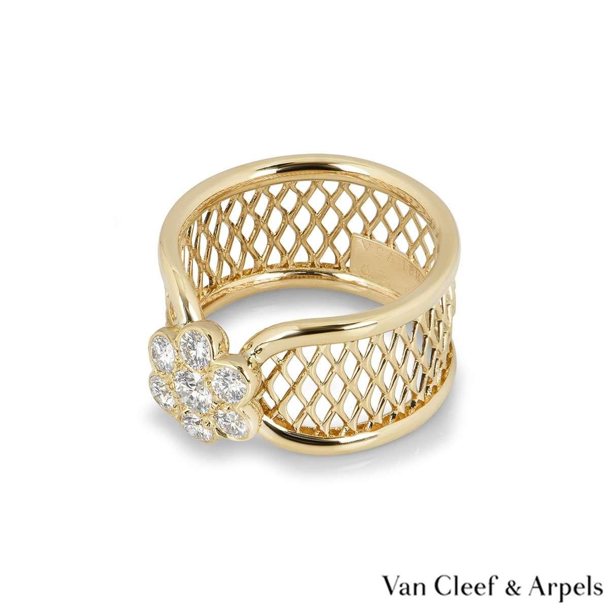 Van Cleef & Arpels Yellow Gold Diamond Fleurette Ring 2