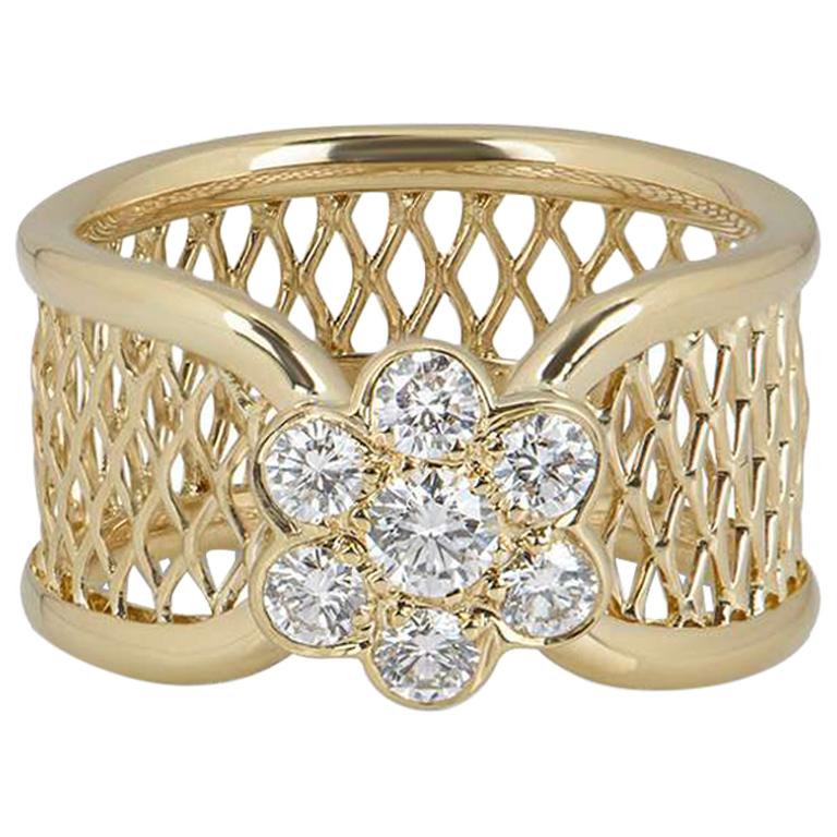 Van Cleef & Arpels Yellow Gold Diamond Fleurette Ring