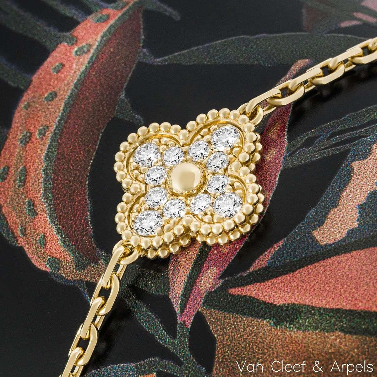 Round Cut Van Cleef & Arpels Yellow Gold Diamond Guilloche Vintage Alhambra 5 Motif Bracel